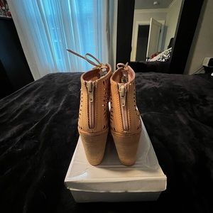 Women’s Jeffrey Campbell wedges